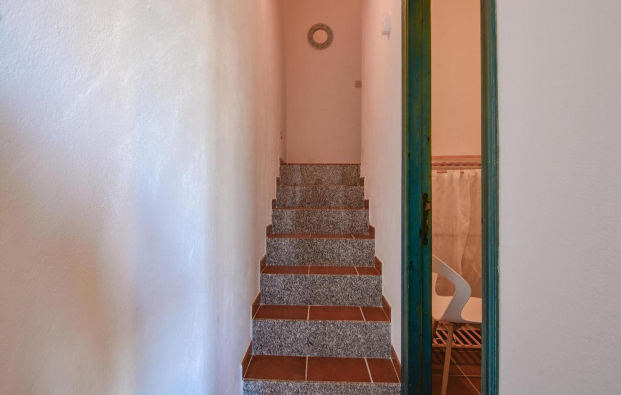 2 Bedroom Awesome Home In Torre Dei Corsari Exterior photo